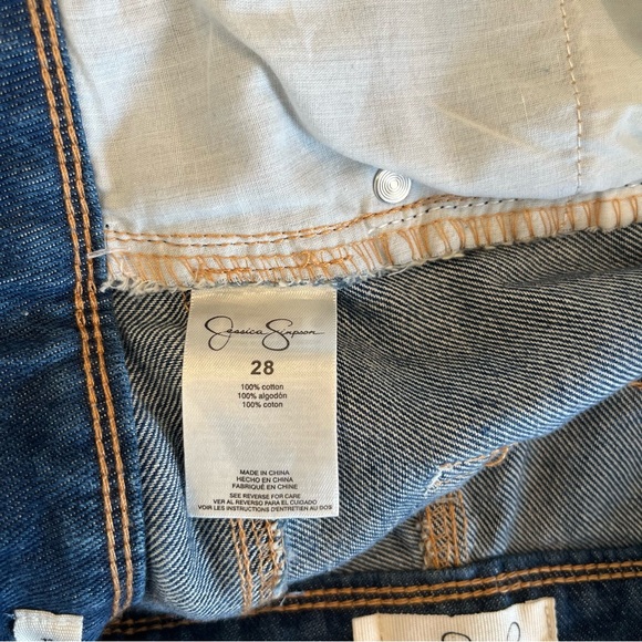 Jessica Simpson Adorn High Rise Distressed Denim Skirt  Size 28 - Picture 8 of 10